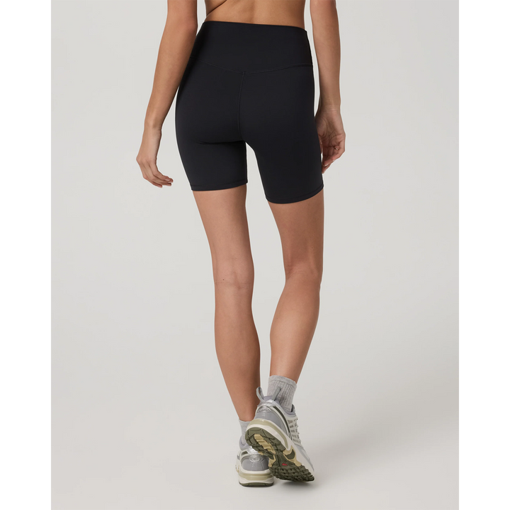 Vuori AllTheForm Pocket 6" Shorts - Women's Black