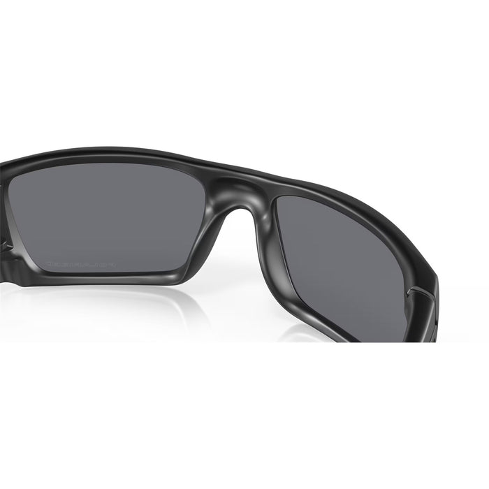 Oakley Fuel Cell Sunglasses Matte Black/Grey Polarized