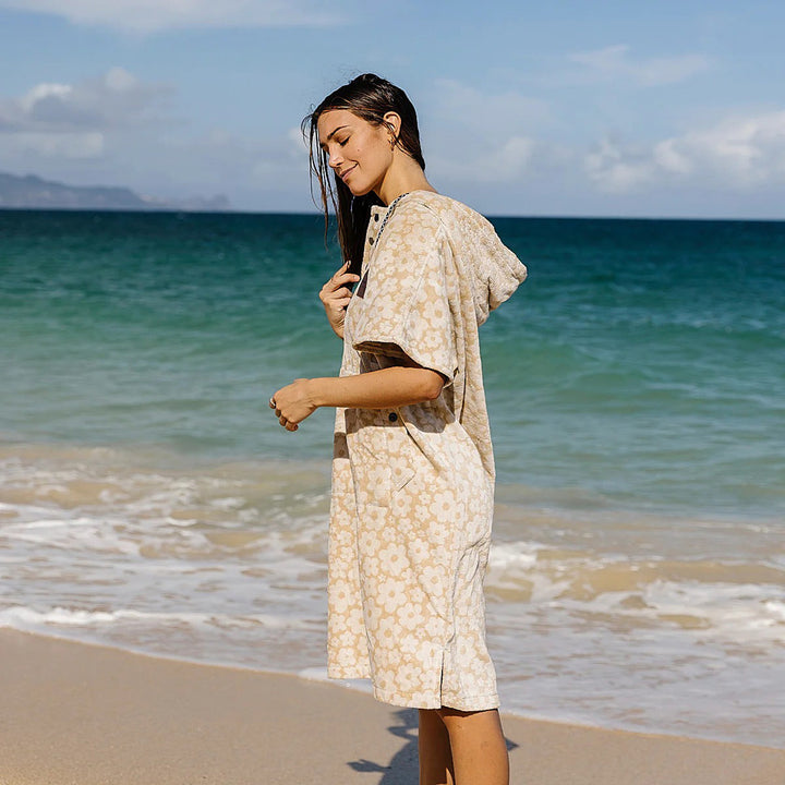 Slowtide Ginny Ex Warm Poncho Sandstone