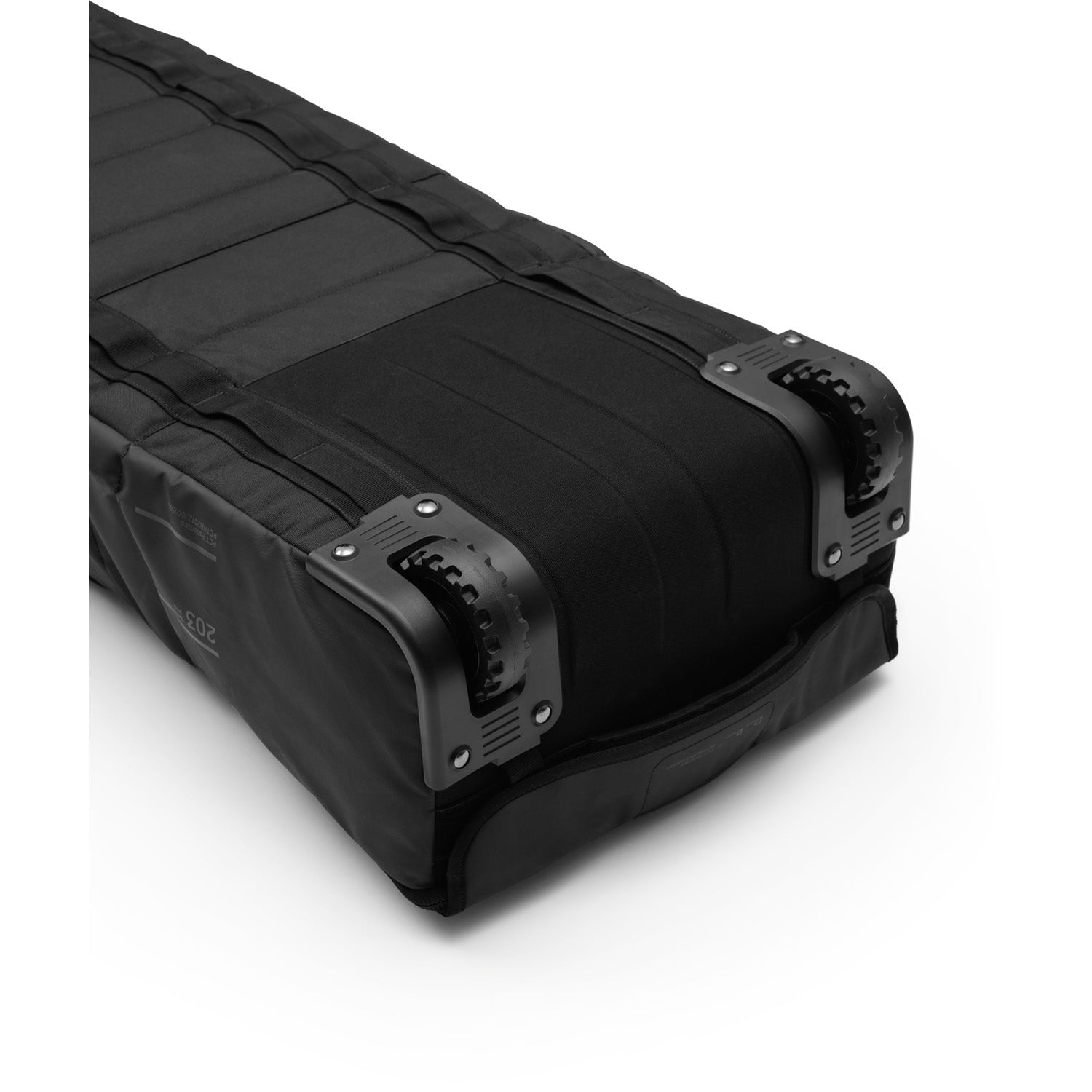 【DB】DB  ROLLER PRO 127L ブラック スキーケース DB Equipment Snow Roller Pro 127L Ski Bag – evo