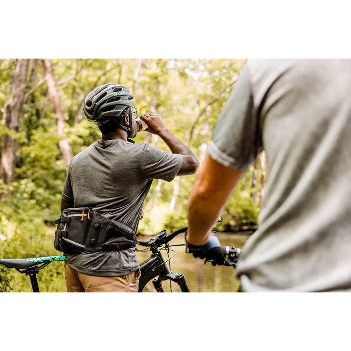 Fidlock Hip Belt + Double Bottle Base Hydration Pack Black
