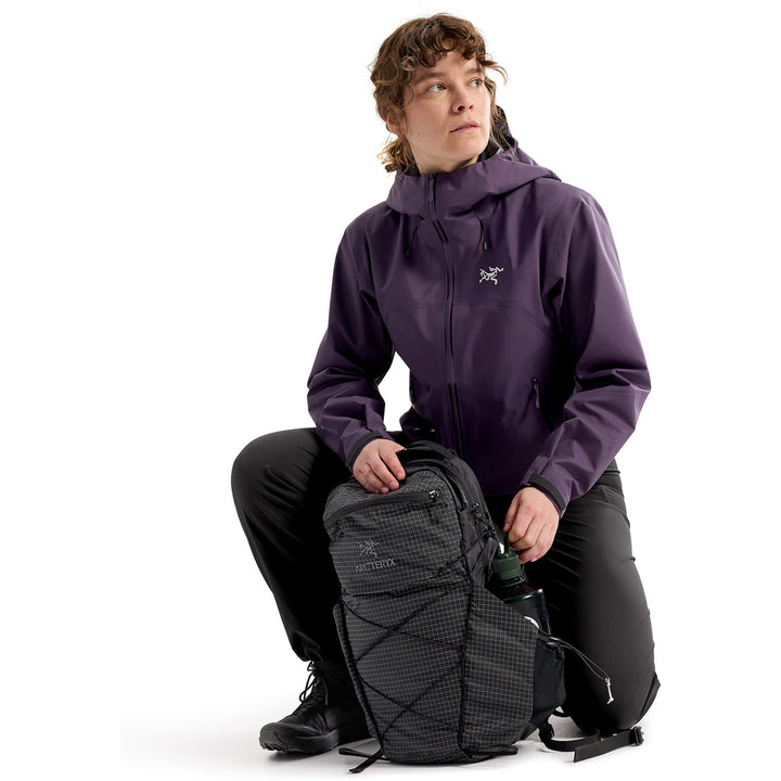 Arc'teryx Beta SL Jacket - Women's Moondrop
