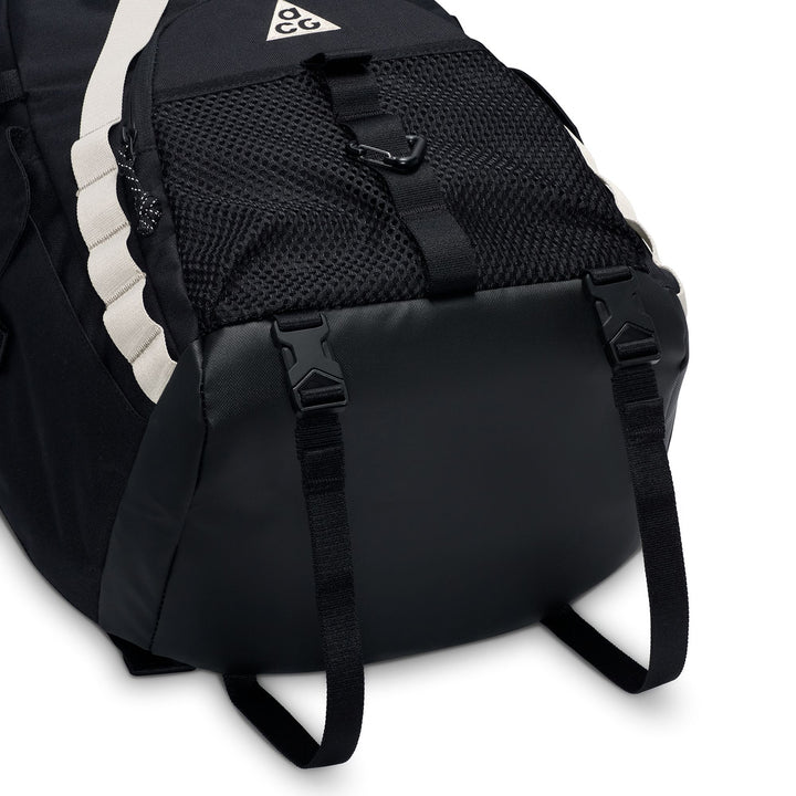 Nike ACG "DAYMAX" 25L Pack Black/College Grey/College Grey