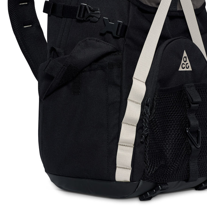 Nike ACG "DAYMAX" 25L Pack Black/College Grey/College Grey