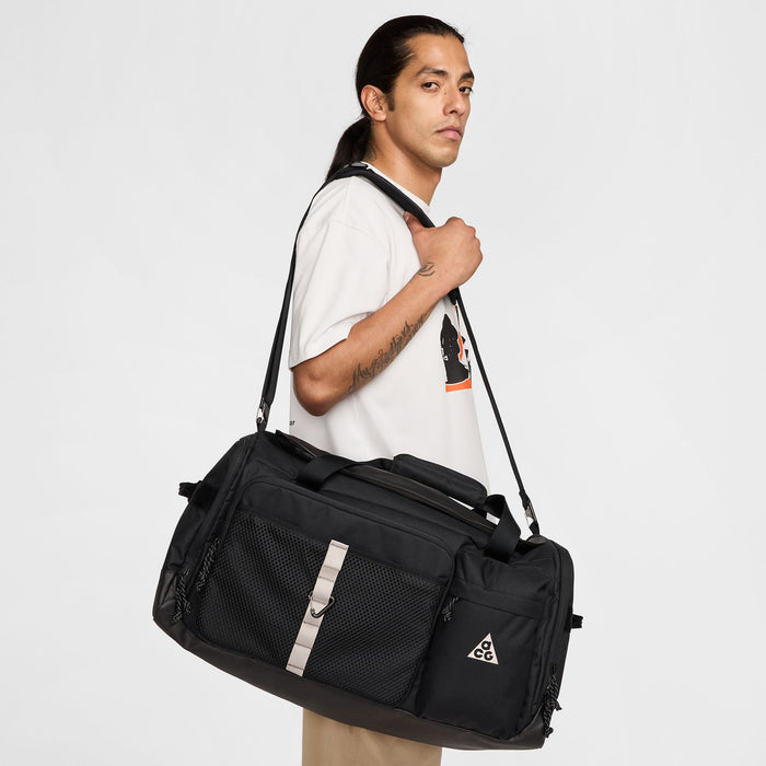 Nike ACG "DAYMAX" 60L Duffle Bag Black/College Grey/College Grey
