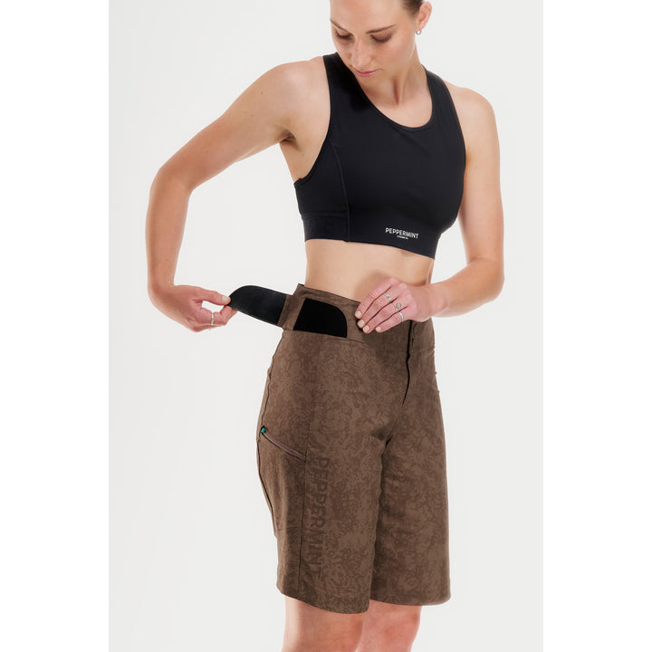 Peppermint Cycling Co. Signature Tech Shorts - Women's Pasteque Cacao