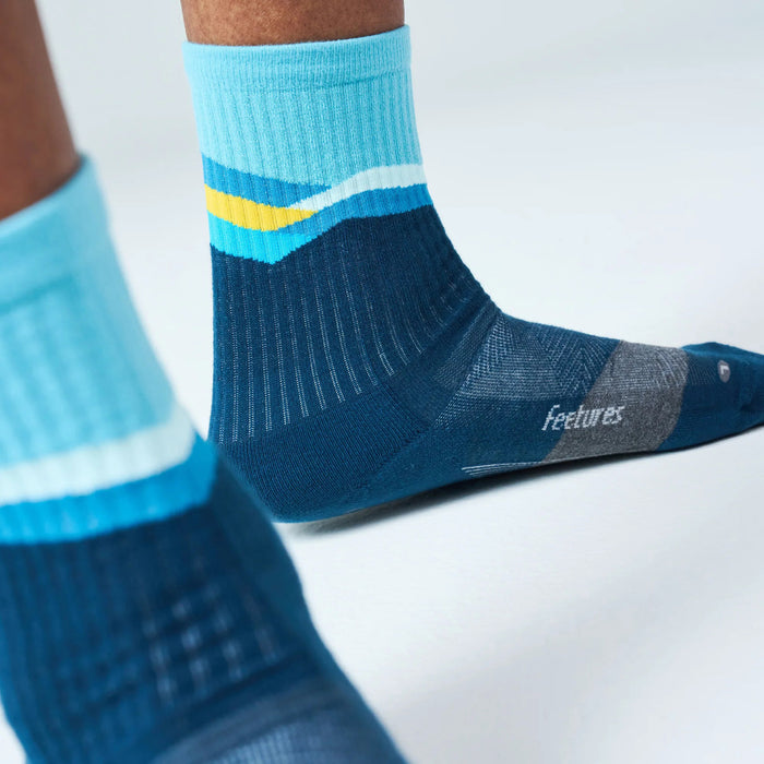 Feetures Elite Trail Mini Crew Max Cushion Socks - Unisex Mountain High Blue
