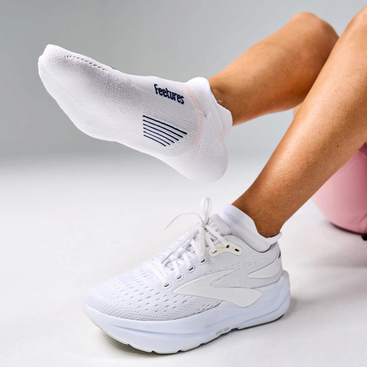 Feetures Elite Light Cushion Tab Socks - Women's White Rose
