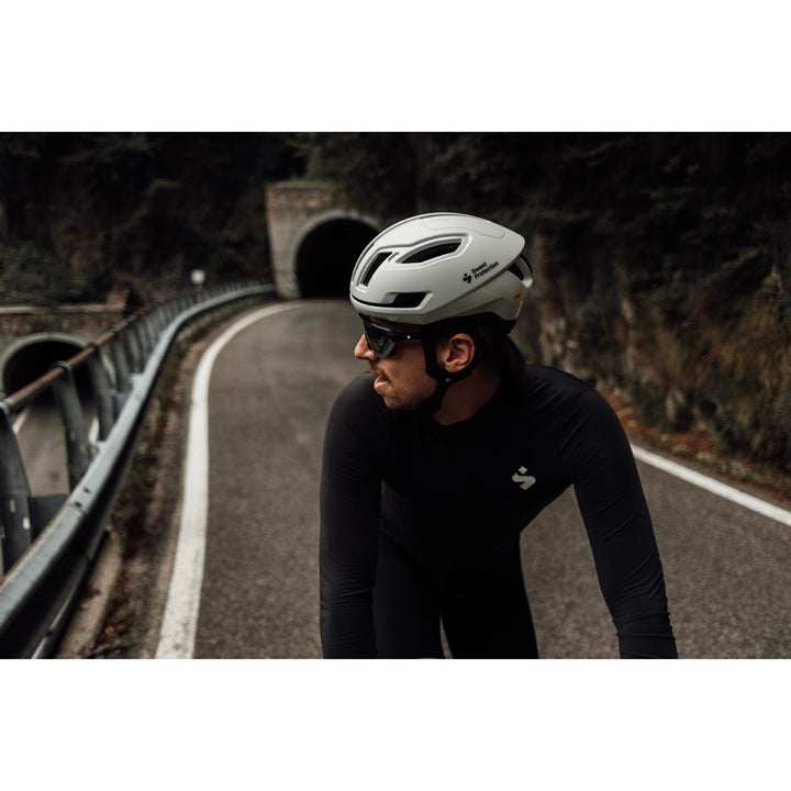 Sweet Protection Falconer 2Vi MIPS Bike Helmet Bronco White