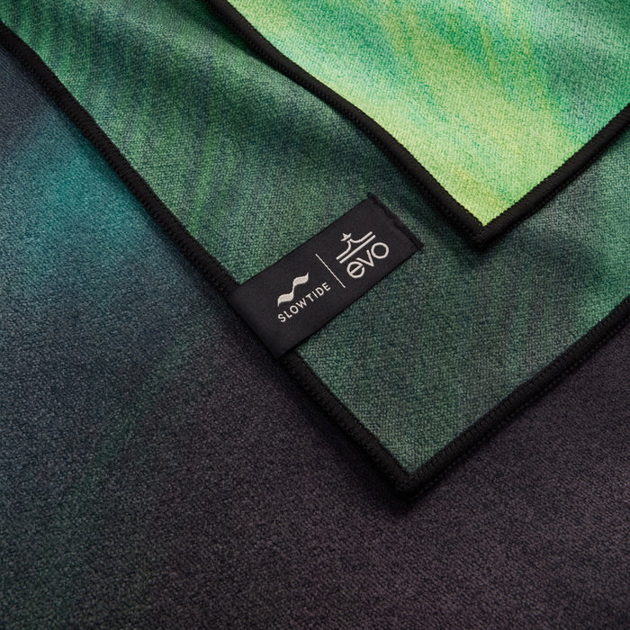 evo x Slow Tide Performance Quick-Dry Towel Aurora Borealis