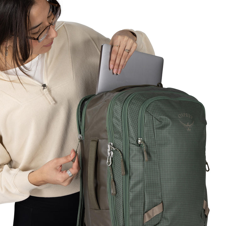 Osprey Transporter Travel Pack 26+6 Backpack Pine Leaf Green