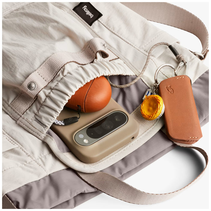 Bellroy Cinch Bucket Bag Oat