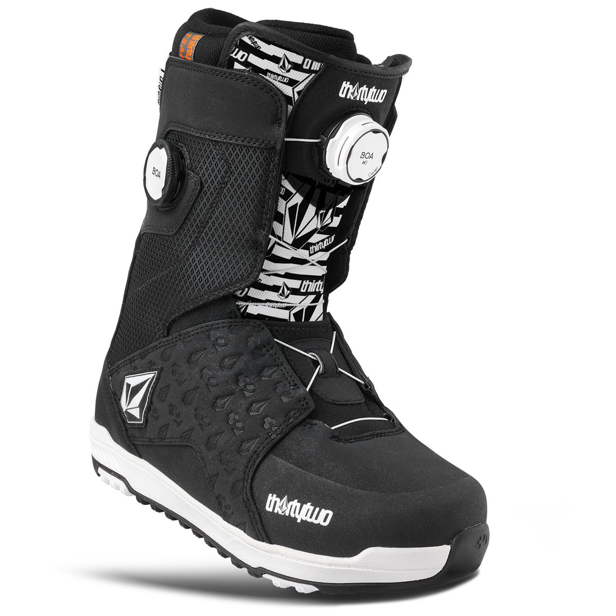 thirtytwo Lashed Double Boa x Volcom Snowboard Boots 2027 Black/White