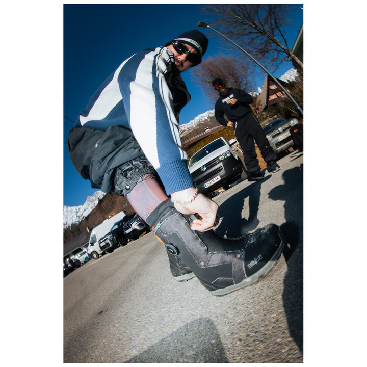 thirtytwo STW Double Boa x Public Snowboard Boots 2027 Black Denim