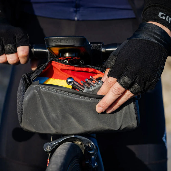 Blackburn Grid Handlebar Bag Black