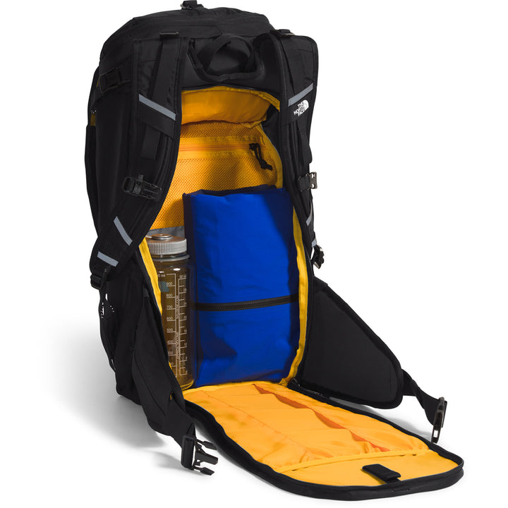 The North Face Snomad 23 Backpack TNF Black/TNF Red