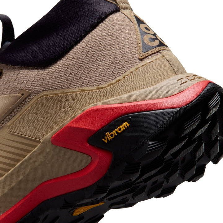 Nike ACG Zegama Hike Shoes - Men's British Khaki/British Khaki-Linen