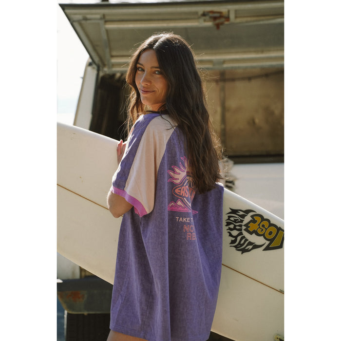 Notice The Reckless Scenic Route Raglan Oversized T-Shirt - Women's Blue/Light Pink/Magenta