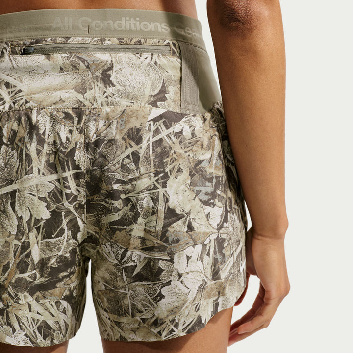 Nike ACG 4" Shorts - Women's Sequoia/Summit White