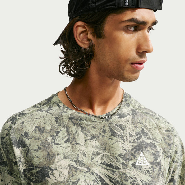 Nike ACG "Solar Chase" T-Shirt - Men's Sequoia/Light Army/Summit White