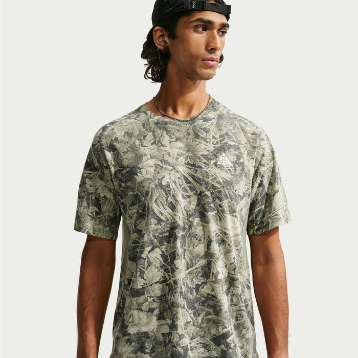Nike ACG "Solar Chase" T-Shirt - Men's Sequoia/Light Army/Summit White