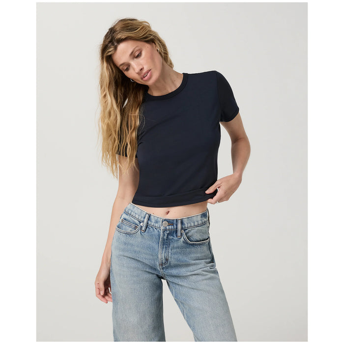 Vuori Feather Classic T-Shirt - Women's Ink