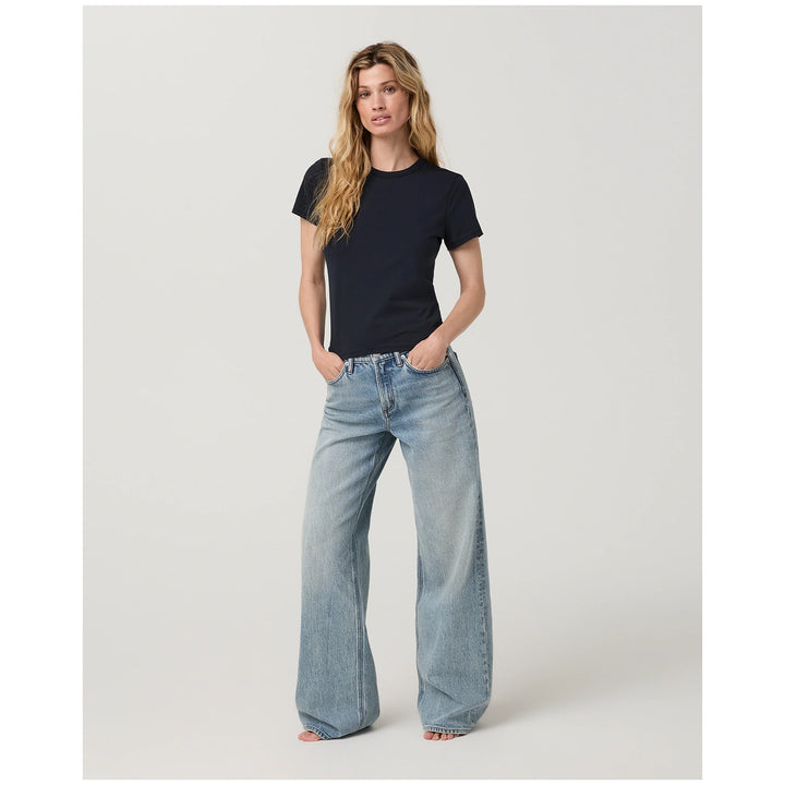 Vuori Feather Classic T-Shirt - Women's Ink