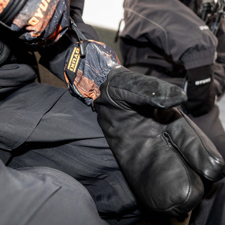 Oyuki Yotei GORE-TEX Trigger Mittens Green Heron