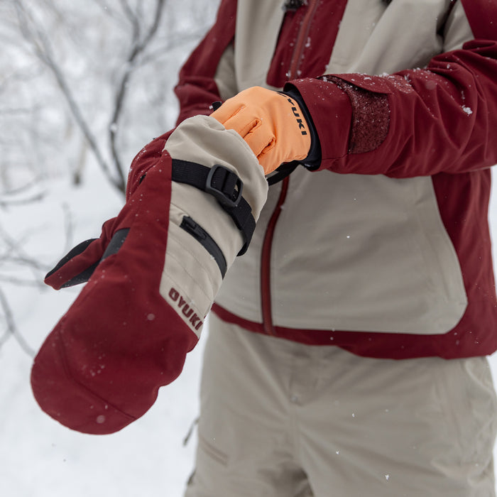 Oyuki Sugi GORE-TEX Mittens - Women's Azuki/Tottori