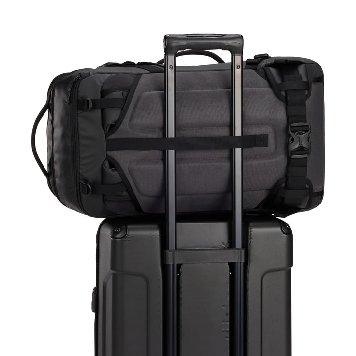 evo Trip 40L Backpack Black