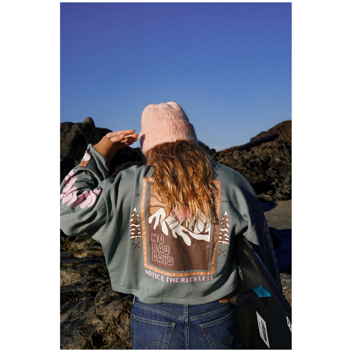 Notice The Reckless No Bad Days Cropped Long-Sleeve T-Shirt - Women's Teal/Brown