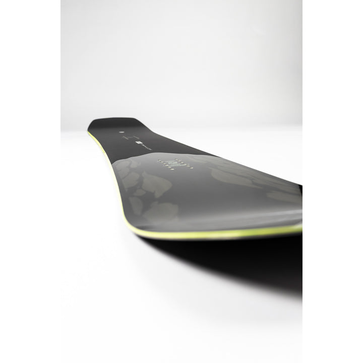 CAPiTA The Black Snowboard of Death Snowboard 2027