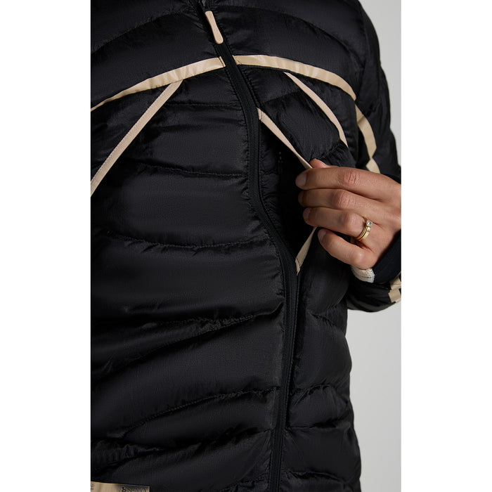 SENIQ Wildpuff 800 Packable Down Hoodie - Women's After Dark