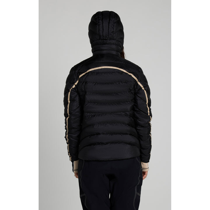 SENIQ Wildpuff 800 Packable Down Hoodie - Women's After Dark