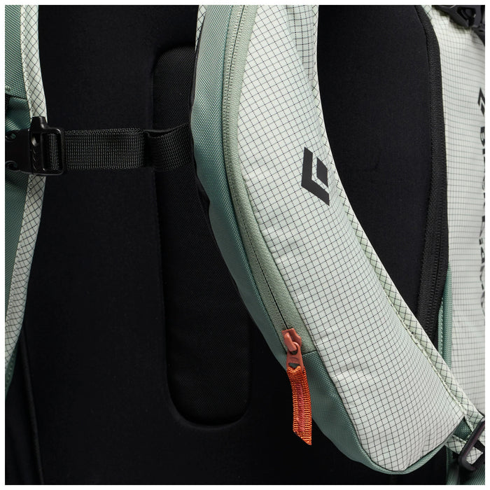 Black Diamond Dawn Patrol 25 Backpack Foam Green