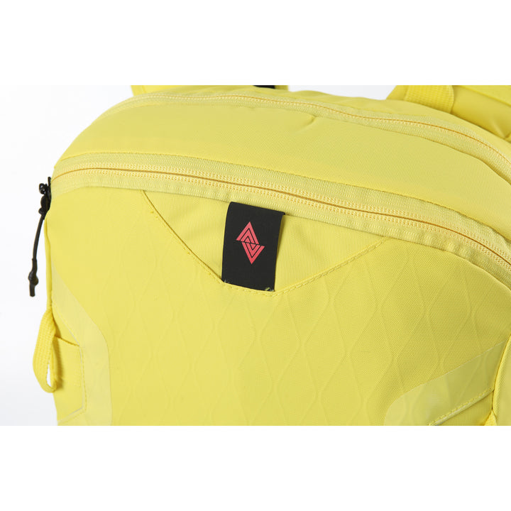 Nitro Rover 14L Pack Illuminating