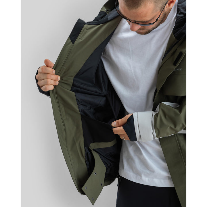 Beyond Medals Cargo 2L Ripstop Jacket - Men's D.Green