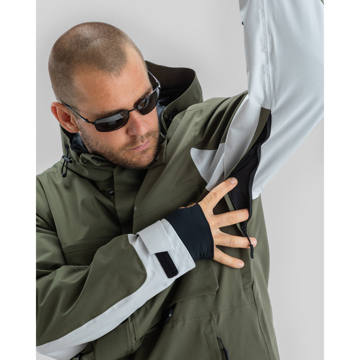 Beyond Medals Cargo 2L Ripstop Jacket - Men's D.Green
