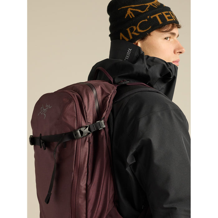 Arc'teryx Quintic 28L Backpack Ultima