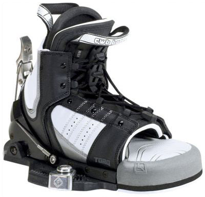 CWB Factor Wakeboard + Torq Boots 2006