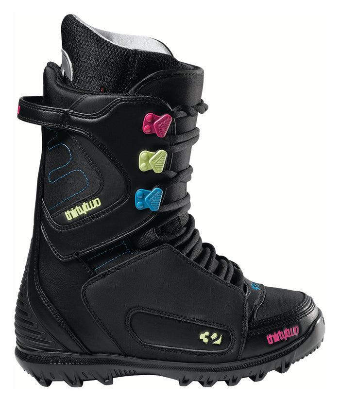 32 Lashed Snowboard Boots - Women's 2009