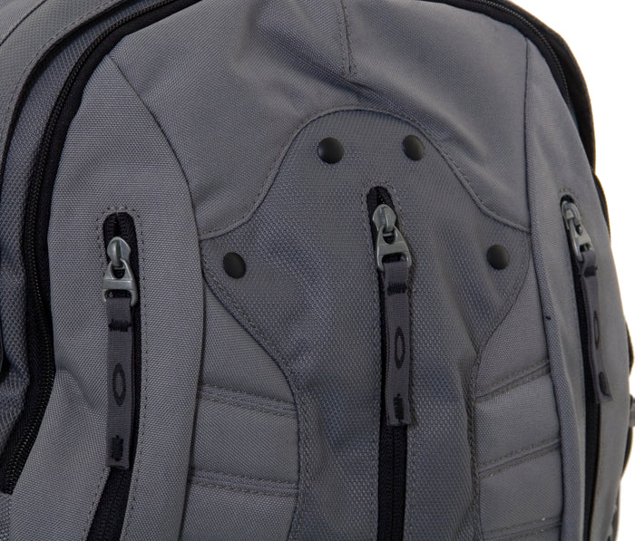 Oakley Flak Pack 2.0