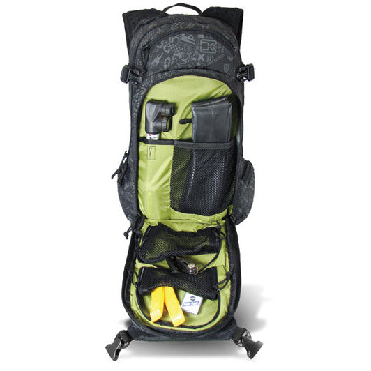 Dakine Drafter Pack w/100oz Reservoir