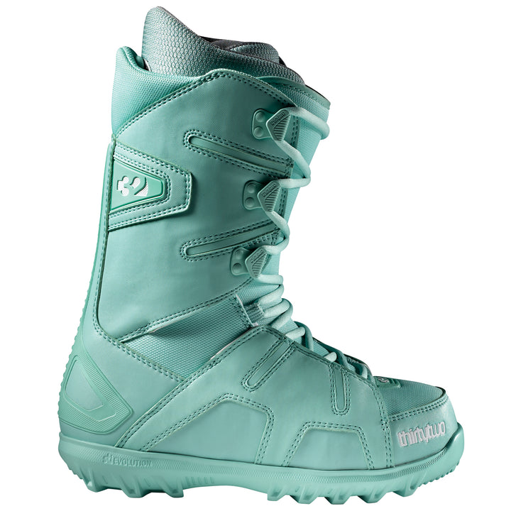 32 Lashed Snowboard Boots - Women's 2010