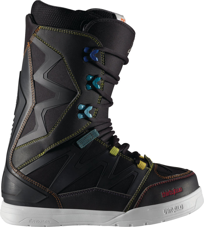 32 Simon Chamberlain Team Two Snowboard Boots 2011