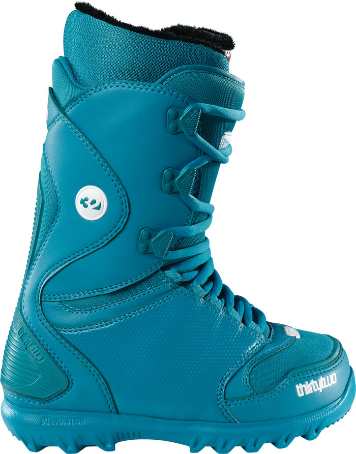 32 Lashed Snowboard Boots - Women's 2011