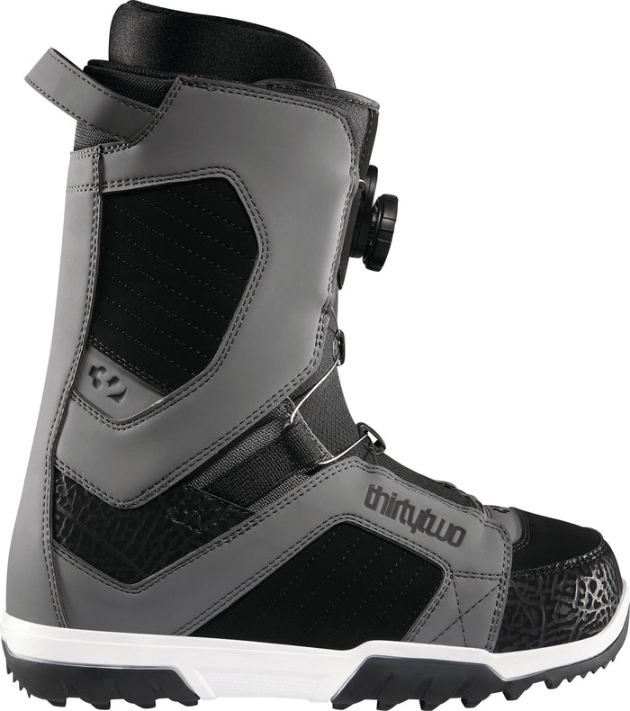 32 STW Boa Snowboard Boots 2012