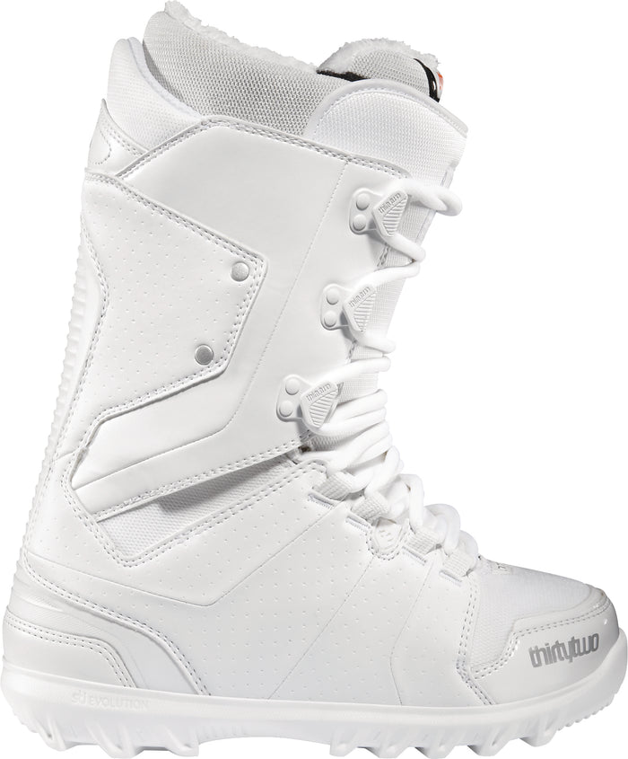 32 Lashed Snowboard Boots - Women's 2012