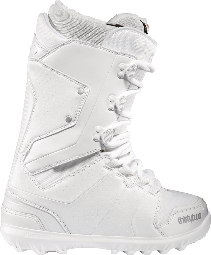 32 Lashed Snowboard Boots - Women's 2012