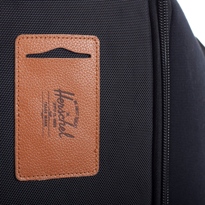 Herschel Supply Co. Parcel XL Roller